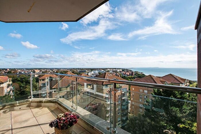 3 Bedroom Penthouse For Sale In Manor Road, Bournemouth, Dorset, BH1