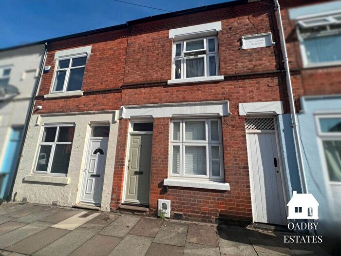 3 Bedroom Terraced House For Sale In Wordsworth Road, Knighton Fields, LE2