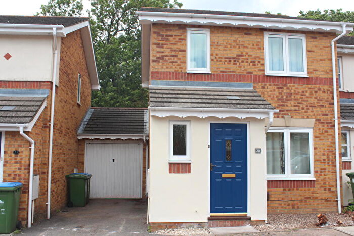 3 Bedroom House To Rent In Watts Close, Southampton, SO16
