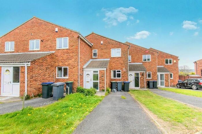 2 Bedroom Terraced House To Rent In Brabourne Close, Canterbury, CT2