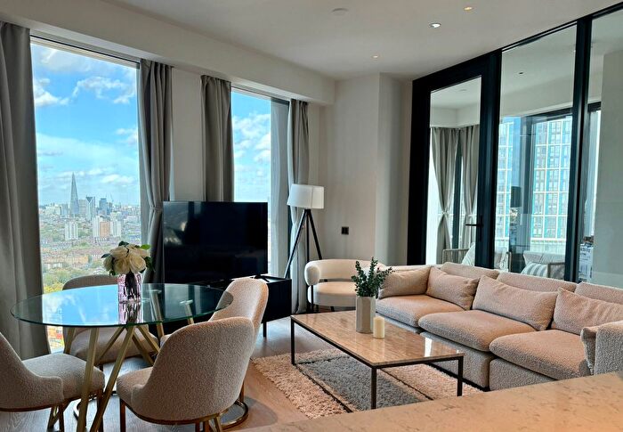 2 Bedroom Flat To Rent In Nine Elms Lane, London, SW8