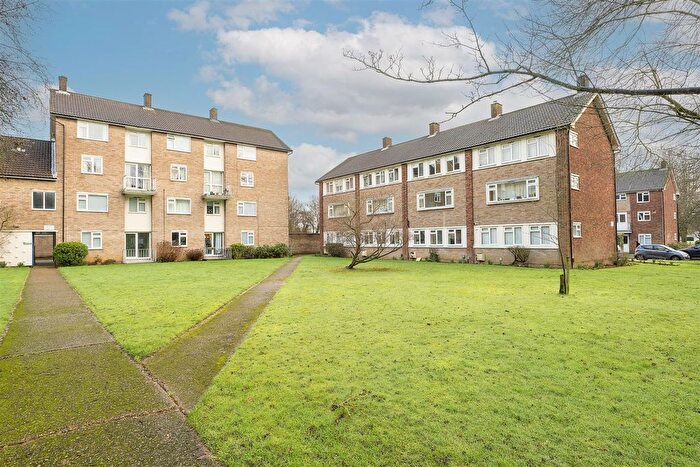 1 Bedroom Flat For Sale In Hughenden Road, St. Albans, AL4