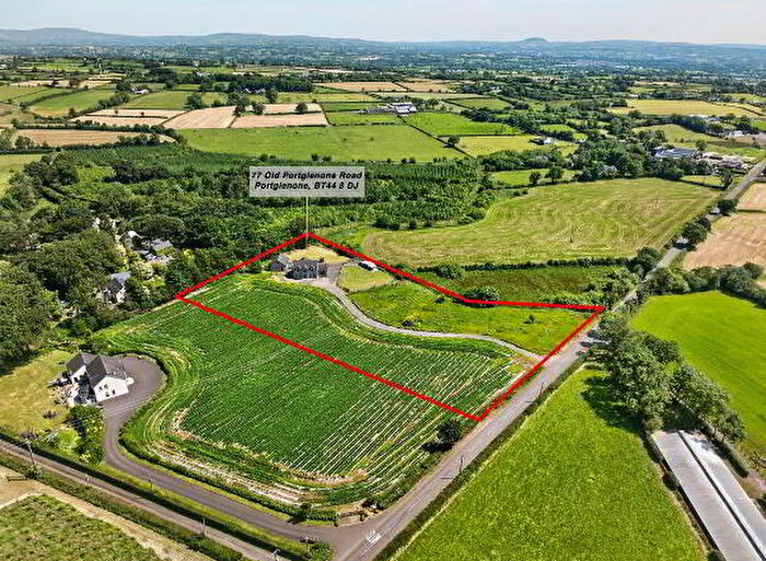 4 Bedroom Detached Holiday Homes For Sale In Old Portglenone Road, Portglenone, BT44