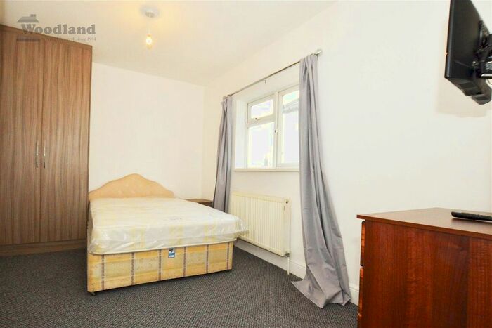 1 Bedroom Studio To Rent In London Road, Isleworth, TW7