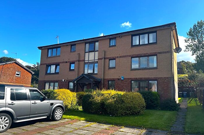 2 Bedroom Flat For Sale In Glencoats Drive, Paisley, PA3