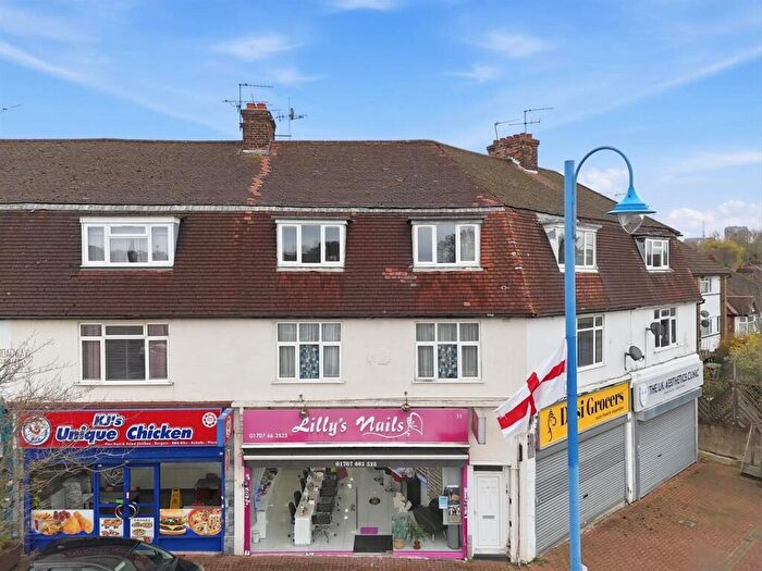 1 Bedroom Apartment For Sale In Mutton Lane, Potters Bar, EN6