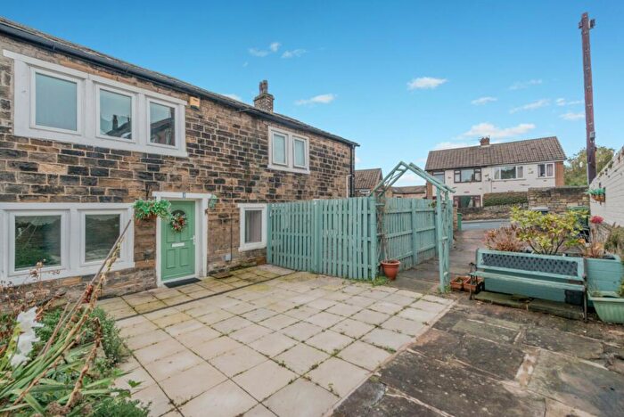 2 Bedroom Terraced House For Sale In Hill Street, Cleckheaton, BD19