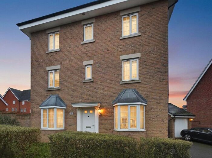 5 Bedroom Detached House For Sale In Wagtail Drive, Stowmarket, IP14