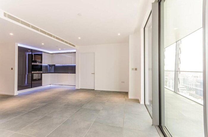 2 Bedroom Flat To Rent In Dollar Bay, Canary Wharf, London, E14