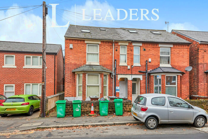 6 Bedroom End Of Terrace House To Rent In Rothesay Avenue, NG7