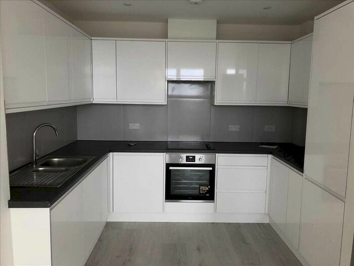 2 Bedroom Flat To Rent In Flat 2, 9A London Road, Bromley BR1