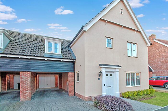 3 Bedroom Link Detached House For Sale In Thacker Close, Bramford, IP8