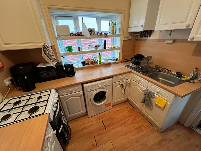 4 Bedroom Property To Rent In Kitchener Road, Highfield, Southampton, SO17