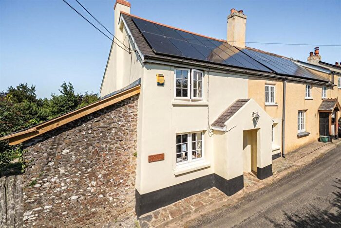 2 Bedroom Terraced House For Sale In Westleigh, Bideford, EX39