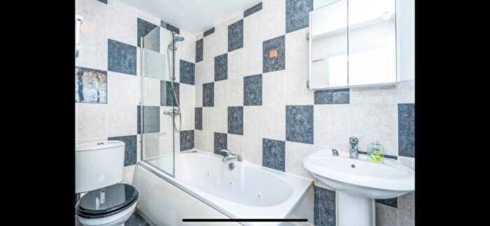 3 Bedroom Property To Rent In Methuen Street, Southampton, SO14