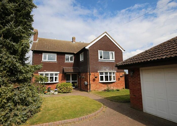 5 Bedroom Detached House For Sale In Leighton Road, Northall, Buckinghamshire, LU6