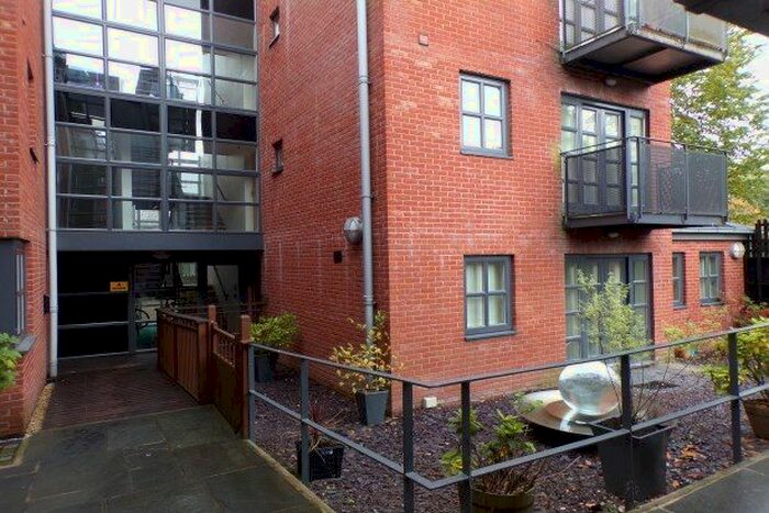 2 Bedroom Flat To Rent In Avenham Road, Preston, PR1