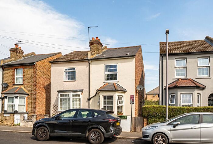 3 Bedroom Semi-Detached House For Sale In Wood Street, Mitcham, CR4