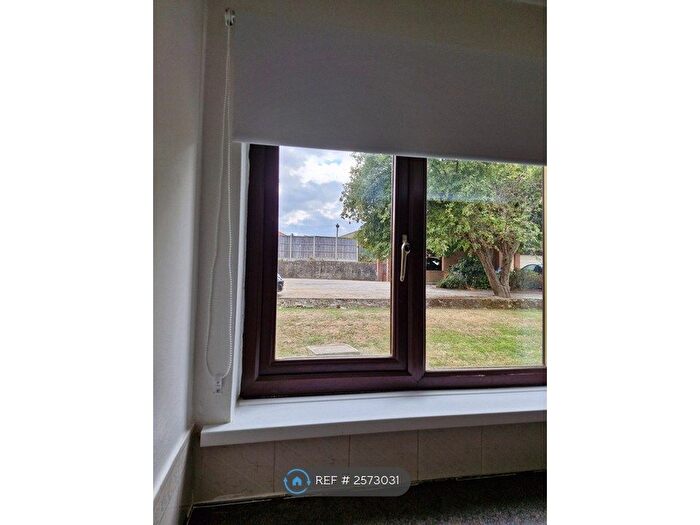 Studio To Rent In Yeovil, Yeovil, BA21