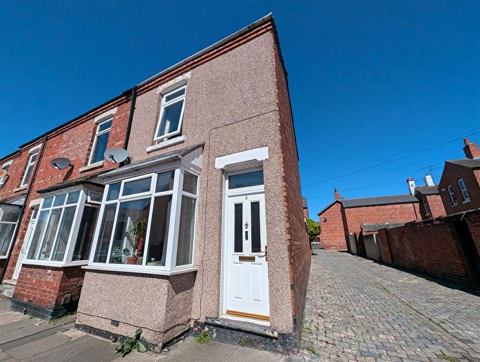 2 Bedroom End Of Terrace House For Sale In Henderson Street, Darlington, DL1