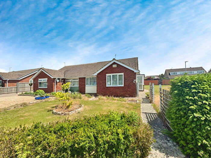 3 Bedroom Semi-Detached Bungalow For Sale In Hadrians Close, Coleview, Swindon, SN3