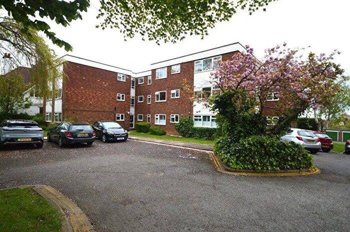 2 Bedroom Flat To Rent In Lemsford Road, St Albans, AL1