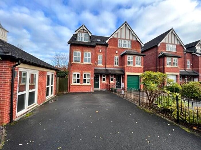 3 Bedroom Town House To Rent In Monarch Drive, Kingsmead, CW9