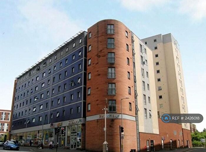 3 Bedroom Flat To Rent In Blackfriars Road, Glasgow, G1