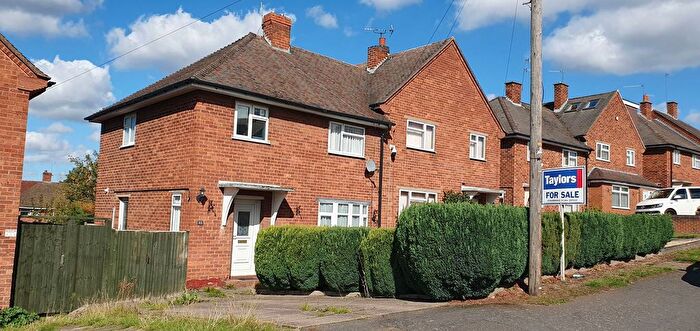 3 Bedroom Semi-Detached House For Sale In Dorset Road, Wollaston, Stourbridge, DY8