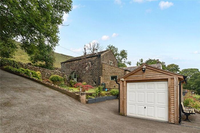3 Bedroom Detached House For Sale In White Lea Farm Barn, Manchester Road, Marsden, Huddersfield, HD7