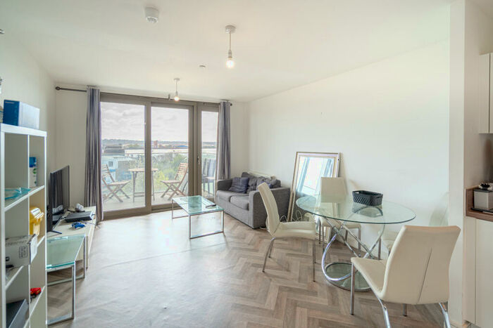 2 Bedroom Apartment To Rent In Booth Road, London, E16