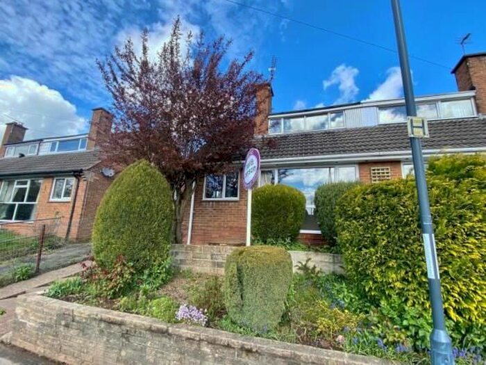 3 Bedroom Property To Rent In Edale Close, Allestree, Derby, DE22