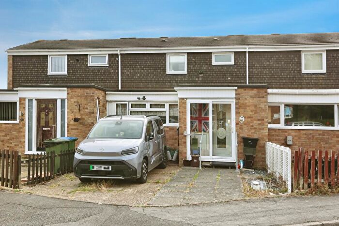 2 Bedroom Terraced House For Sale In Deeping Close, Southampton, SO19