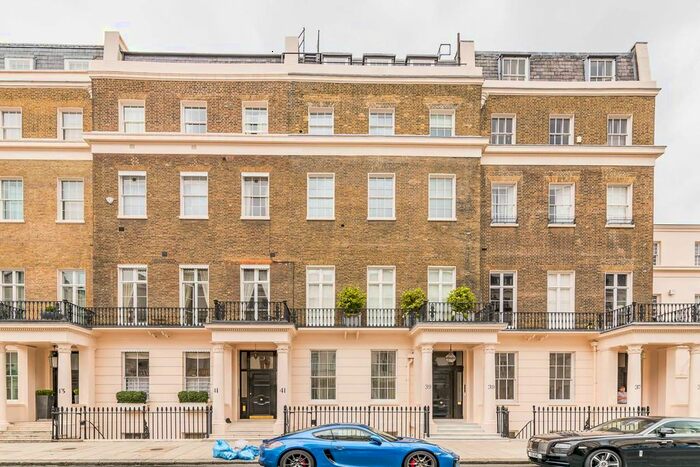 2 Bedroom Flat To Rent In Eaton Place, Belgravia, London, SW1X