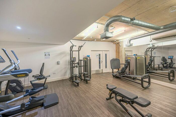 3 Bedroom Flat To Rent In Moorhen Drive, Hendon, London, NW9