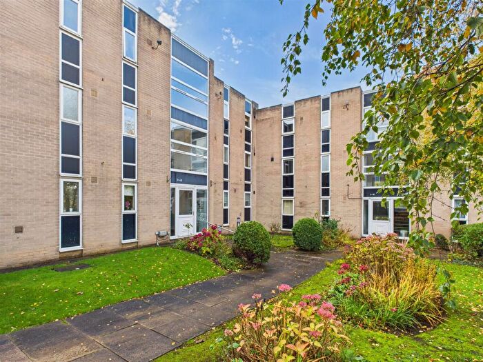 2 Bedroom Apartment For Sale In Ground Floor Flat, Osborne Court, Osborne Road, Sheffield, S11