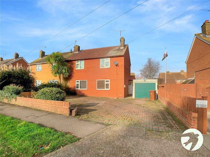 3 Bedroom Semi-Detached House To Rent In Swingate Avenue, Cliffe, Rochester, ME3