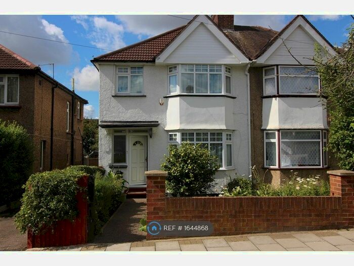 3 Bedroom Semi-Detached House To Rent In Welbeck Road, Harrow, HA2