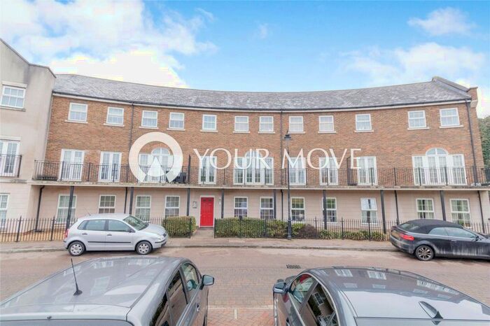 2 Bedroom Flat To Rent In Palladian Circus, Greenhithe, Kent, DA9