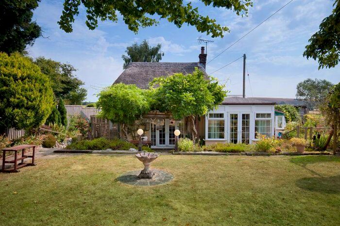 2 Bedroom Detached House For Sale In Ludwell, SP7