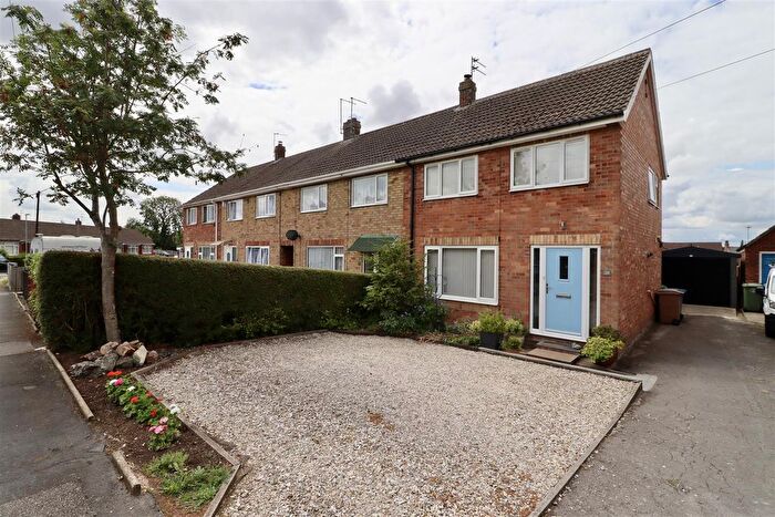 3 Bedroom Property For Sale In Langdale Road, Market Weighton, York, YO43