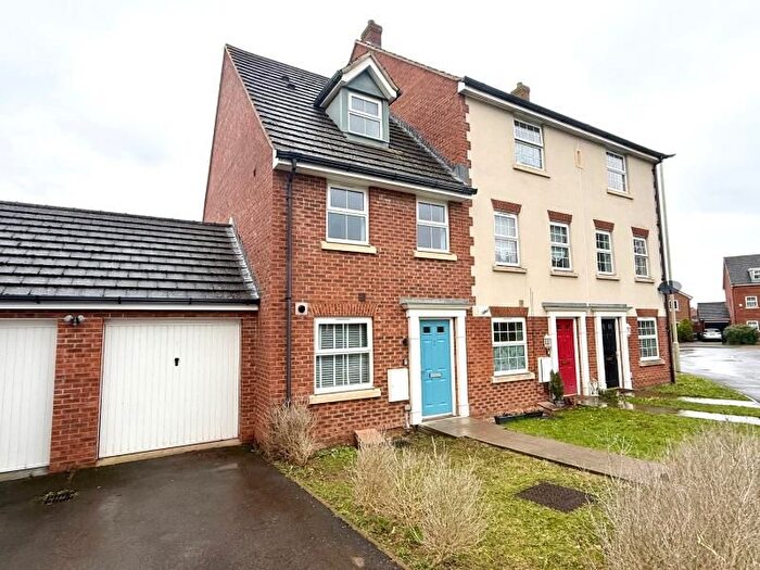 3 Bedroom End Terrace House To Rent In Goose Bay Drive, Kingsway, GL2