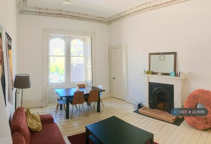 4 Bedroom Flat To Rent In Grindlay Street, Edinburgh, EH3