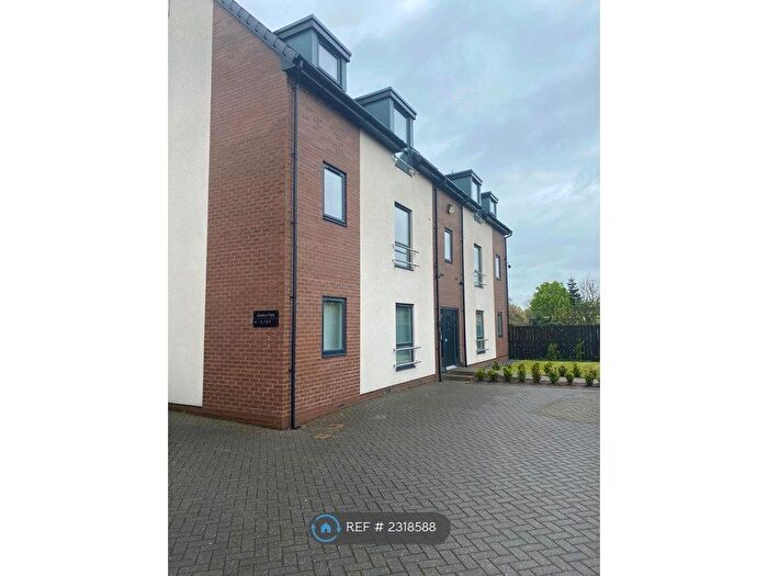 2 Bedroom Flat To Rent In Owston Park, Hull, HU6