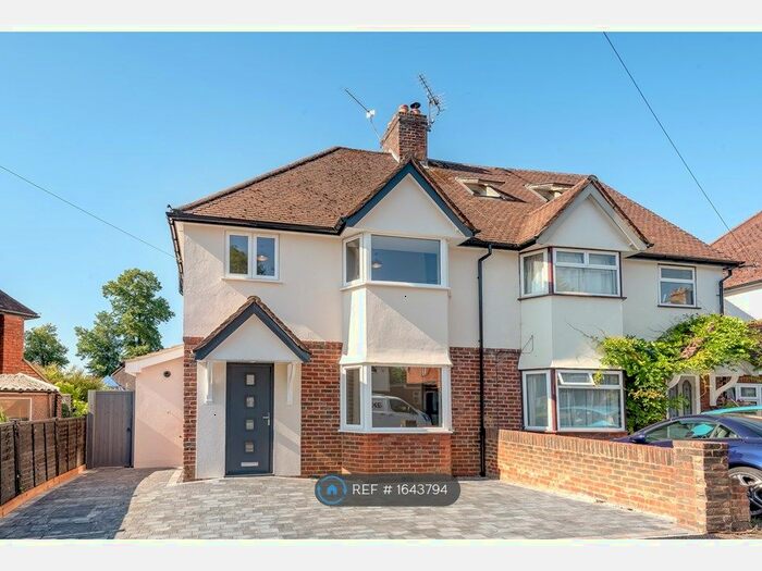 5 Bedroom Semi-Detached House To Rent In Hillview Crescent, Guildford, GU2