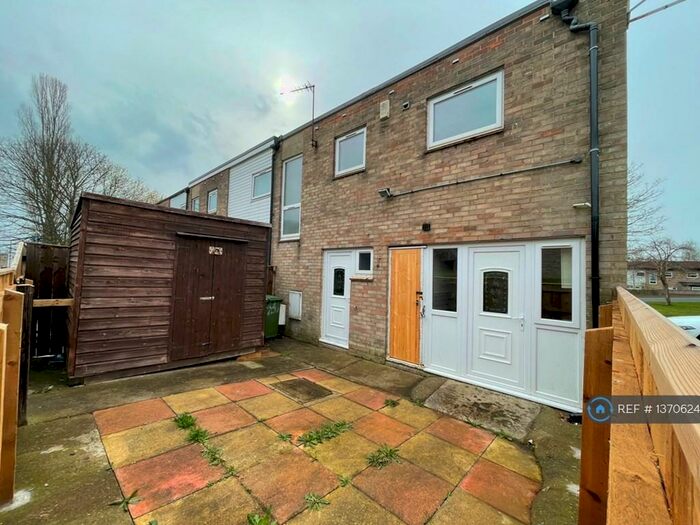 3 Bedroom Terraced House To Rent In Hallington Head, Newton Aycliffe, DL5