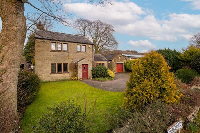 3 Bedroom Detached House For Sale In Kirkdale, Clapham, LA2