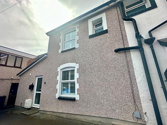 2 Bedroom Property To Rent In Jubilee Street, Llandudno, LL30