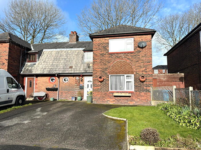 3 Bedroom Semi Detached House For Sale In Westminster Avenue, Royton, OL2