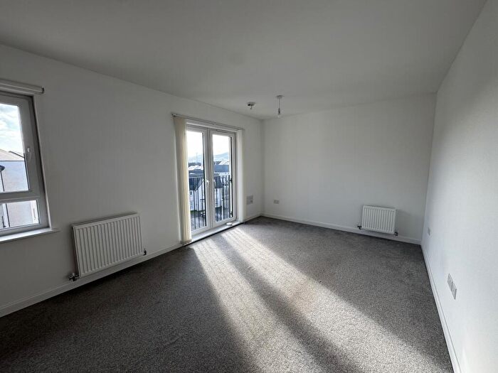 2 Bedroom Apartment To Rent In Flat, Fisher Place, Edinburgh, EH17